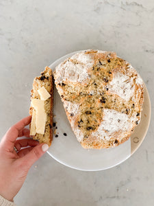 Spread Beauty Through Baking: Pinch Me ☘️Irish Soda Bread